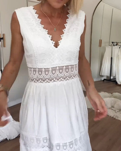 Kim | Elegance in Lace V-Neck Dress (Almost Gone)