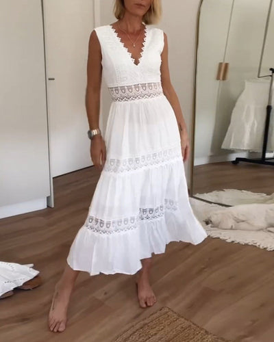 Kim | Elegance in Lace V-Neck Dress (Almost Gone)